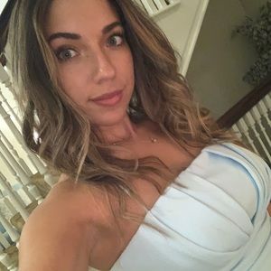 Meet your Buyer 👛👓